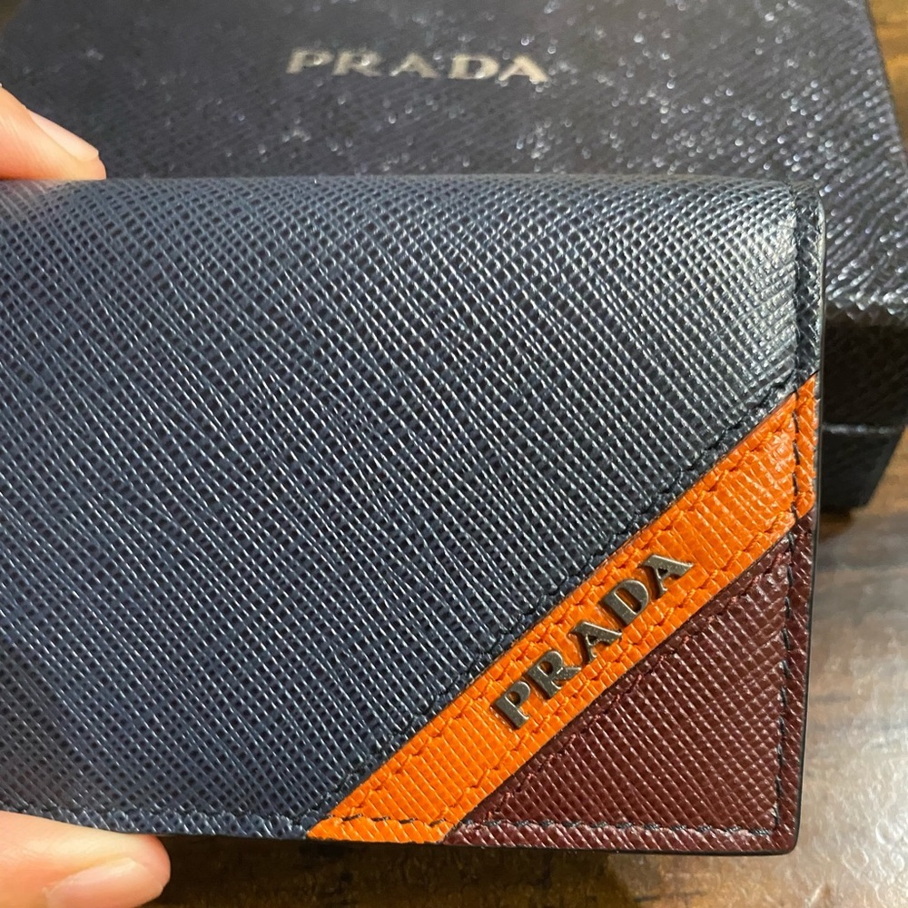 Prada card case - Picture 6 of 14